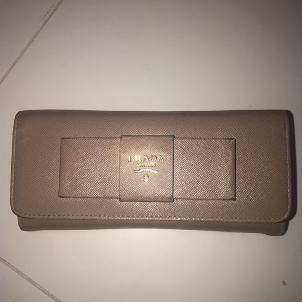 COPY - Prada Saffiano wallet